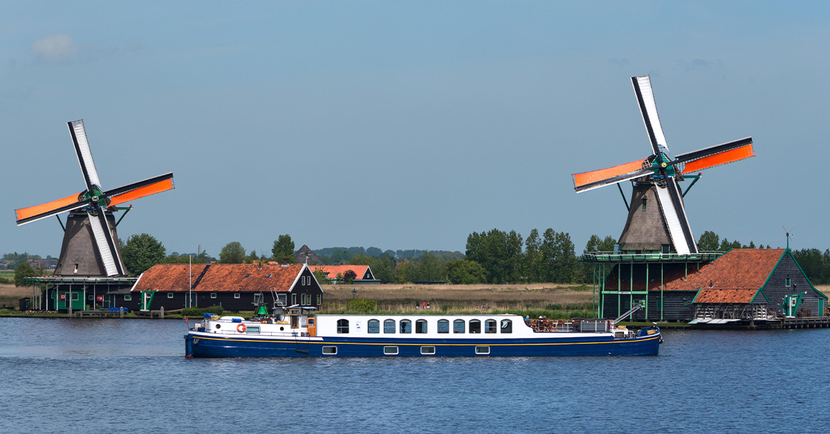 How European barge sailing differs from a river cruise