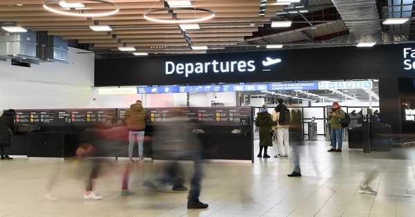 Campaigners challenge Luton airport expansion