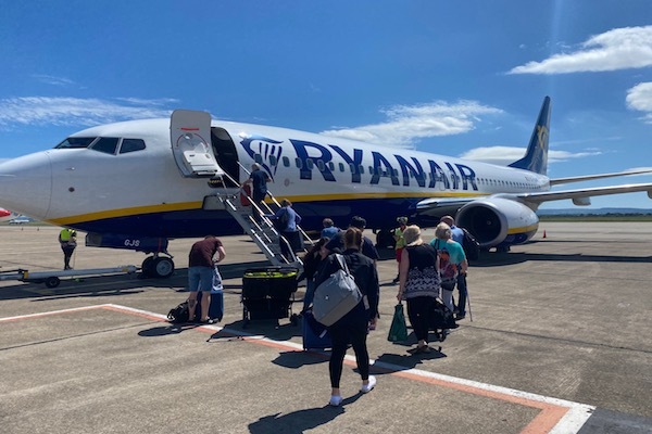 Budget airlines see March carryings rise despite Middle East conflict