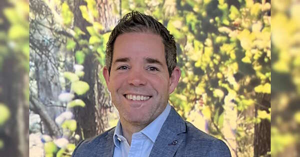 Richard Sofer leaves Center Parcs after a year