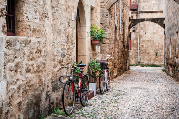Rhodes: History, beaches and mountains