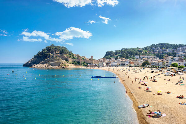 Travel and tourism showing &lsquo;remarkable resilience&rsquo; as households face rising costs