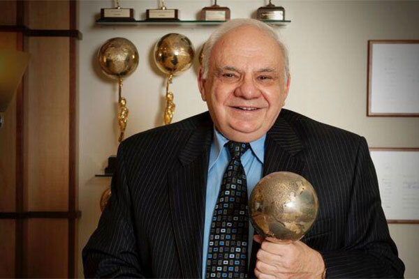 Tributes paid on death of Gold Medal founder Ken Townsley