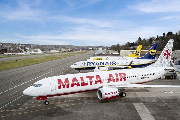 Ryanair passenger &lsquo;seriously injured&rsquo; after engine part shattered window