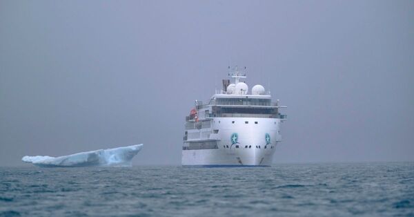 AE Expeditions partners with New Scientist on polar collection