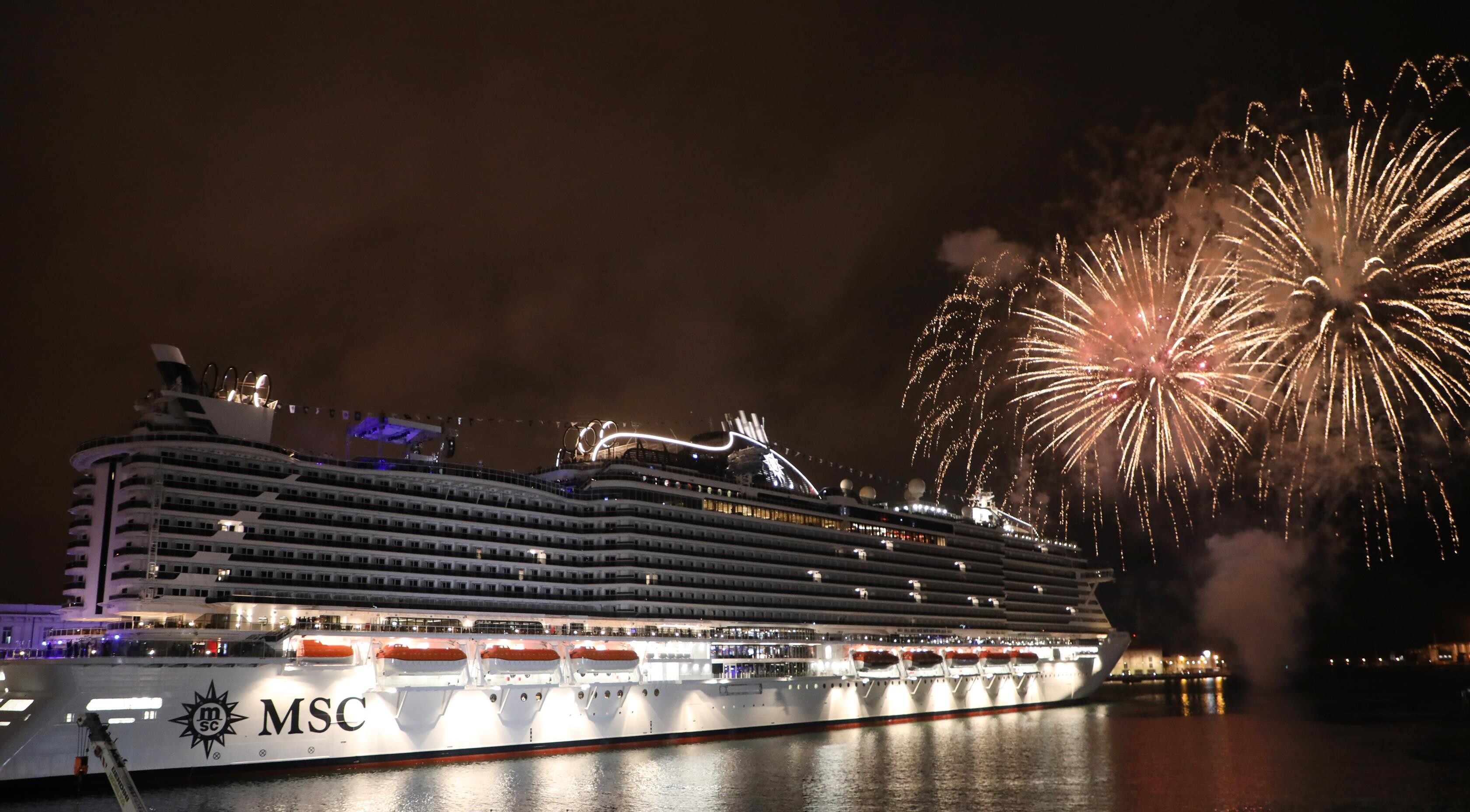 313eb3c7d21461c8751fe72941a966e9_MSC-Seaview-is-christened-in-Genoa