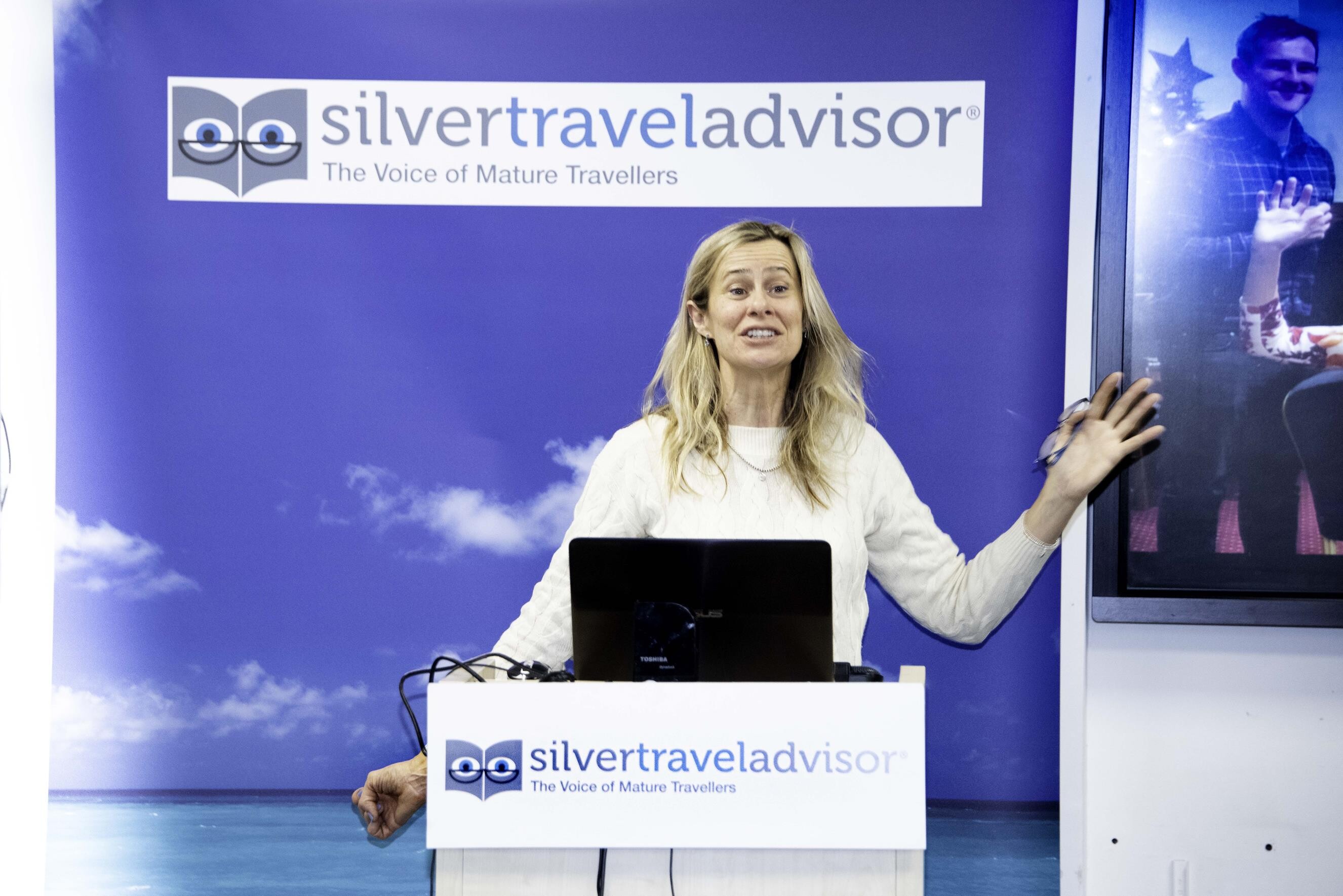 19d794a3cbb8654144856935c7dff007_200129-102032-SilverTravel-Copy