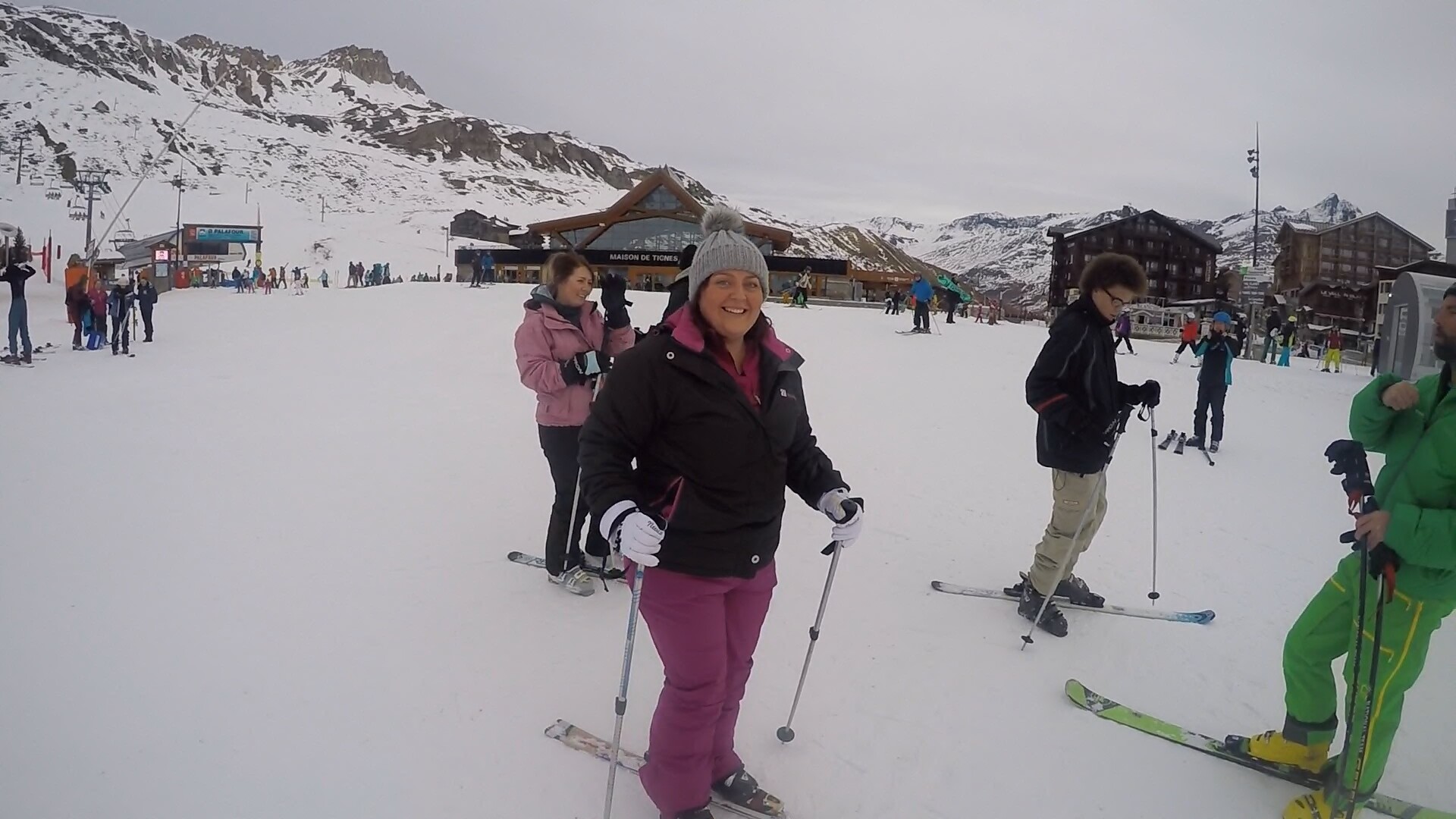 Skiing_Holly.jpg