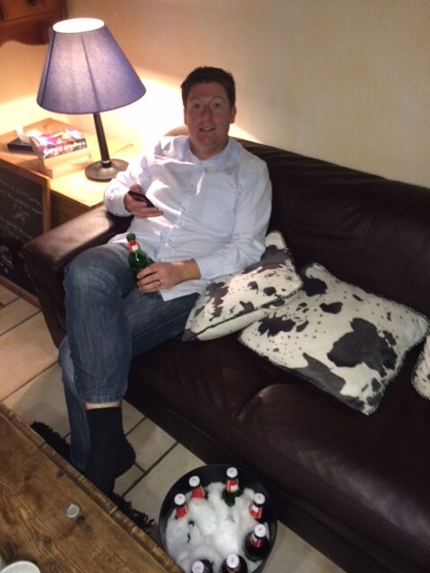 Simon relaxes with beer.JPG