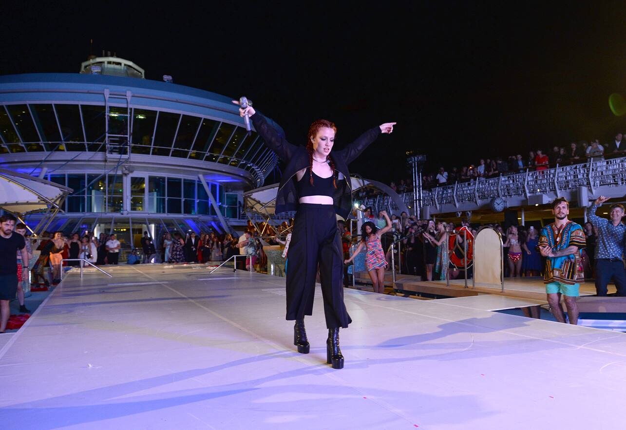 TUI_jess_glynne_17.jpg