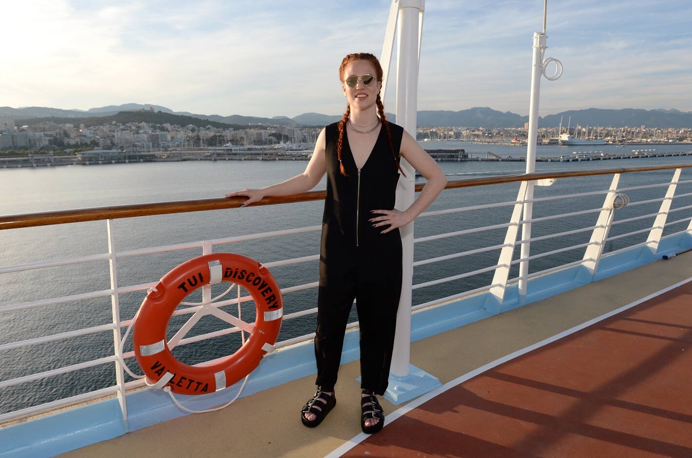 TUI_jess_glynne_05.jpg
