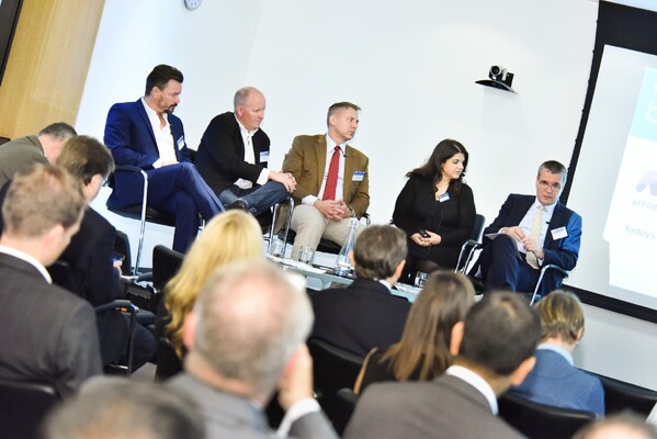 160930-092110-TW_Business_Breakfast.jpg
