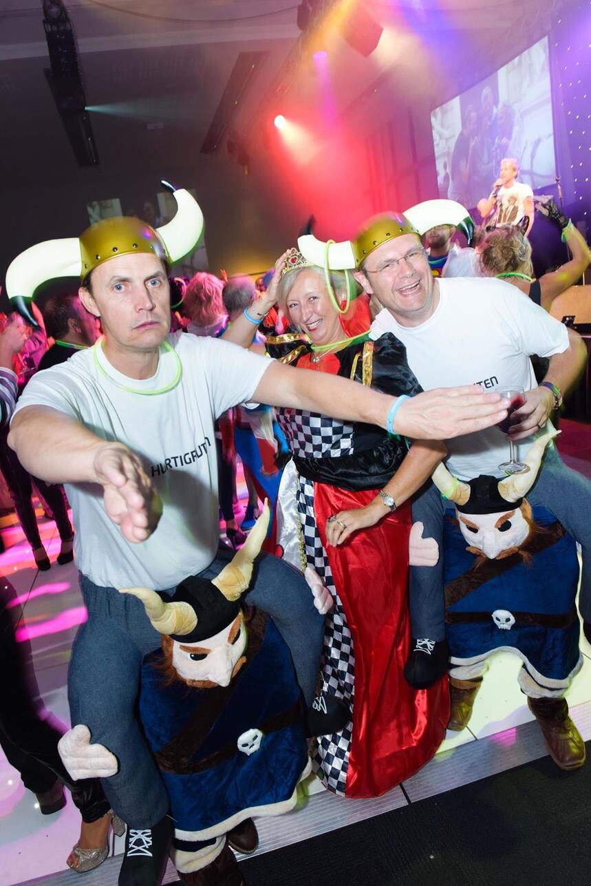 160915-231321-Northern_Ball_2016-2.jpg