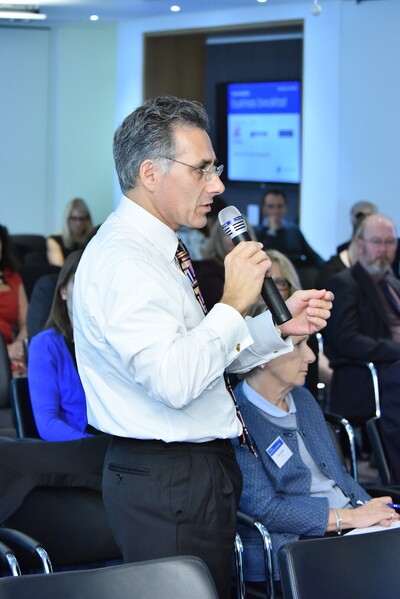 160930-101844-TW_Business_Breakfast.jpg