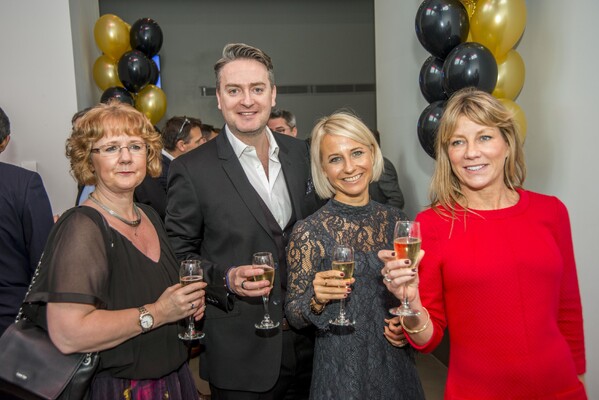 783e069c273482367cb863937e82ca2f_Christmas-Party_25