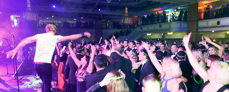 e5c6a2dd68e26196a1b8dd5667dff62b_170113-001138-TW-Globes-2017