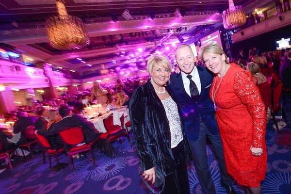 21a7044ed5ca0412ac1f3abcde00abf2_170112-214721-TW-Globes-2017