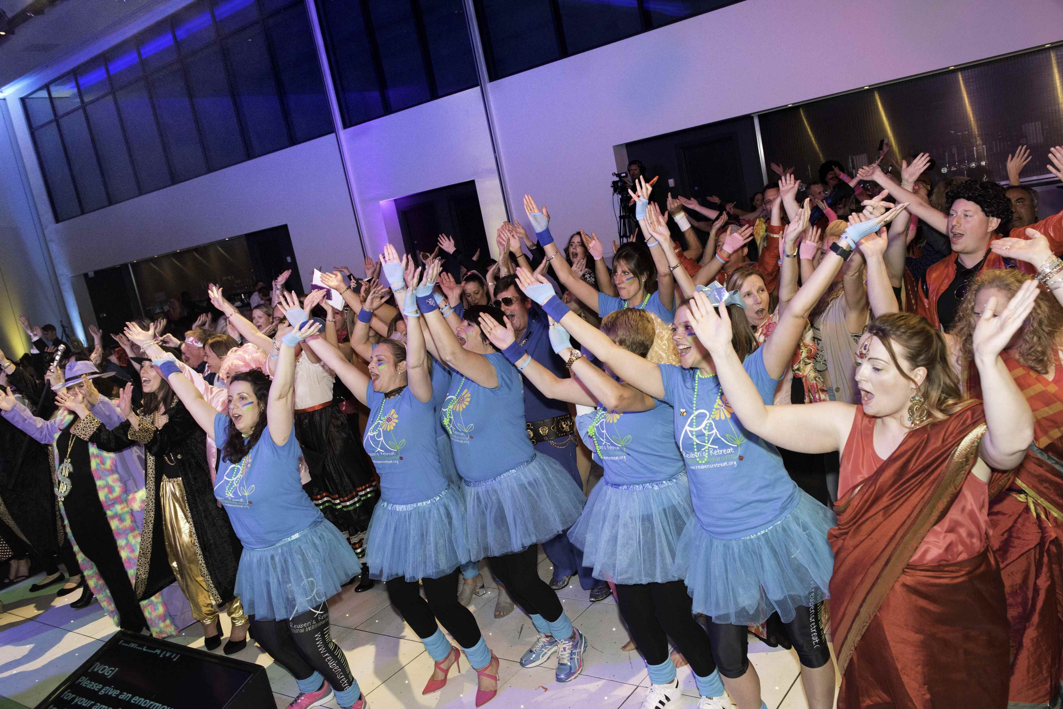 d99f3dd271eb5a6d13ac901e60145427_170914-231805-Northern_Ball_2017
