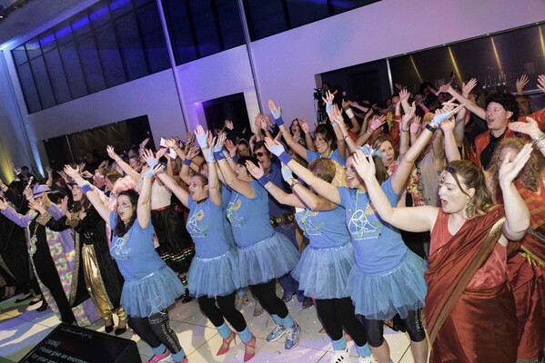 d99f3dd271eb5a6d13ac901e60145427_170914-231805-Northern_Ball_2017