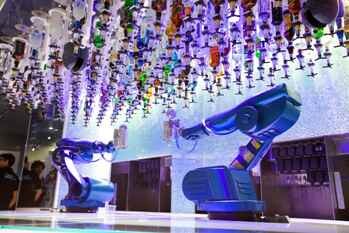 bac0e5e3d544b1af3d7874b0f5391082_Bionic-BarRoyal-Caribbean