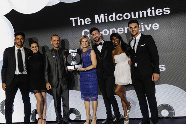 585a4aa87fb830e6f614fb4cd4cbbe24_Best-Performing-Homeworkers-The-Midcounties-Co-operative-Personal-Travel-Agents
