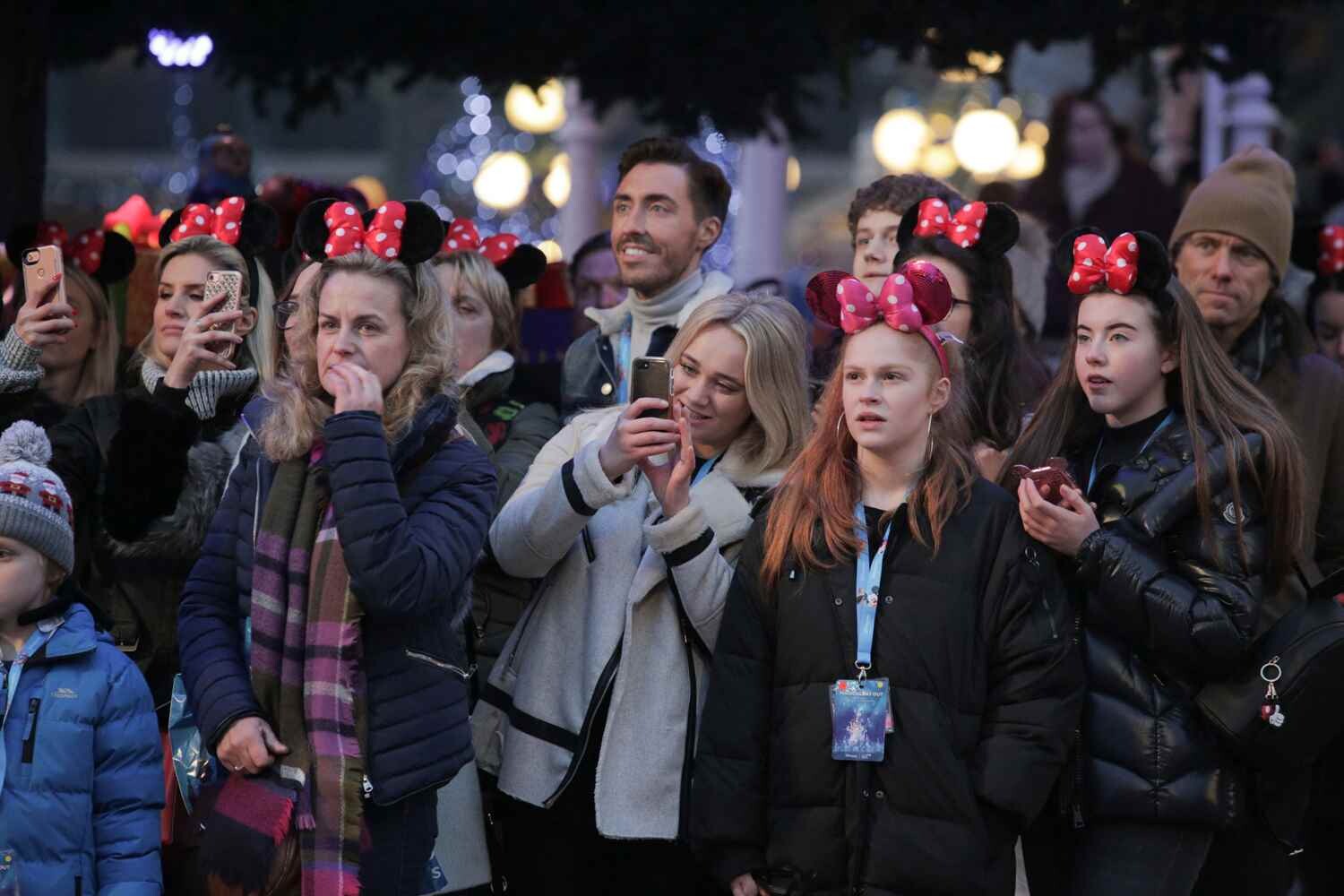 e414eb6c63a912dd2ec035353426c2e7_BA-Flying-Start-Disneyland-Paris-Magical-Day-Out-Dec-2017-0000394