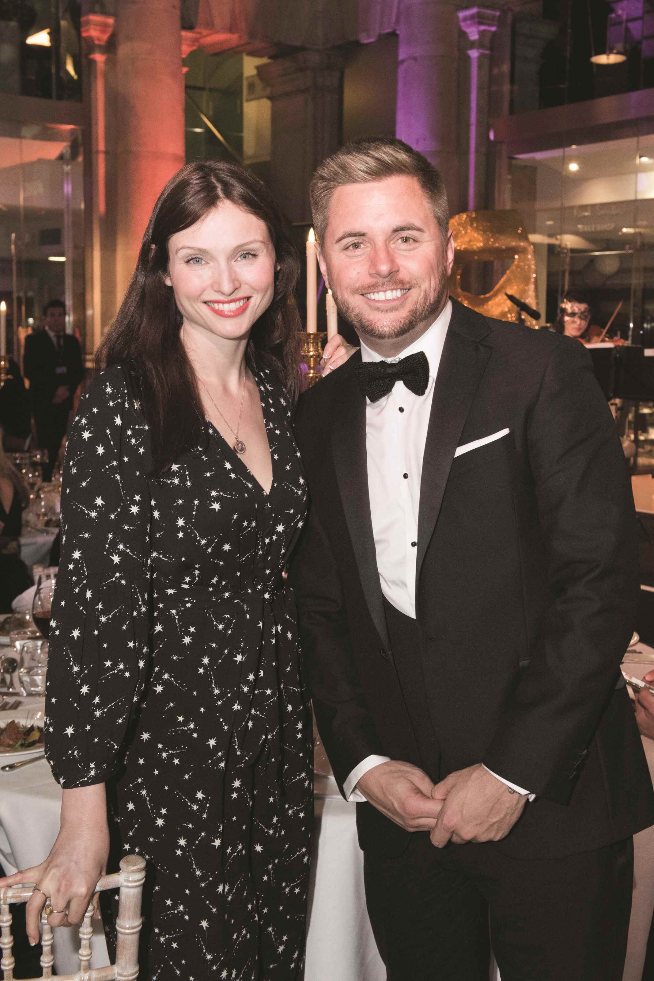 fc786feb2348553094976439595349eb_Paul-SophieellisBexter
