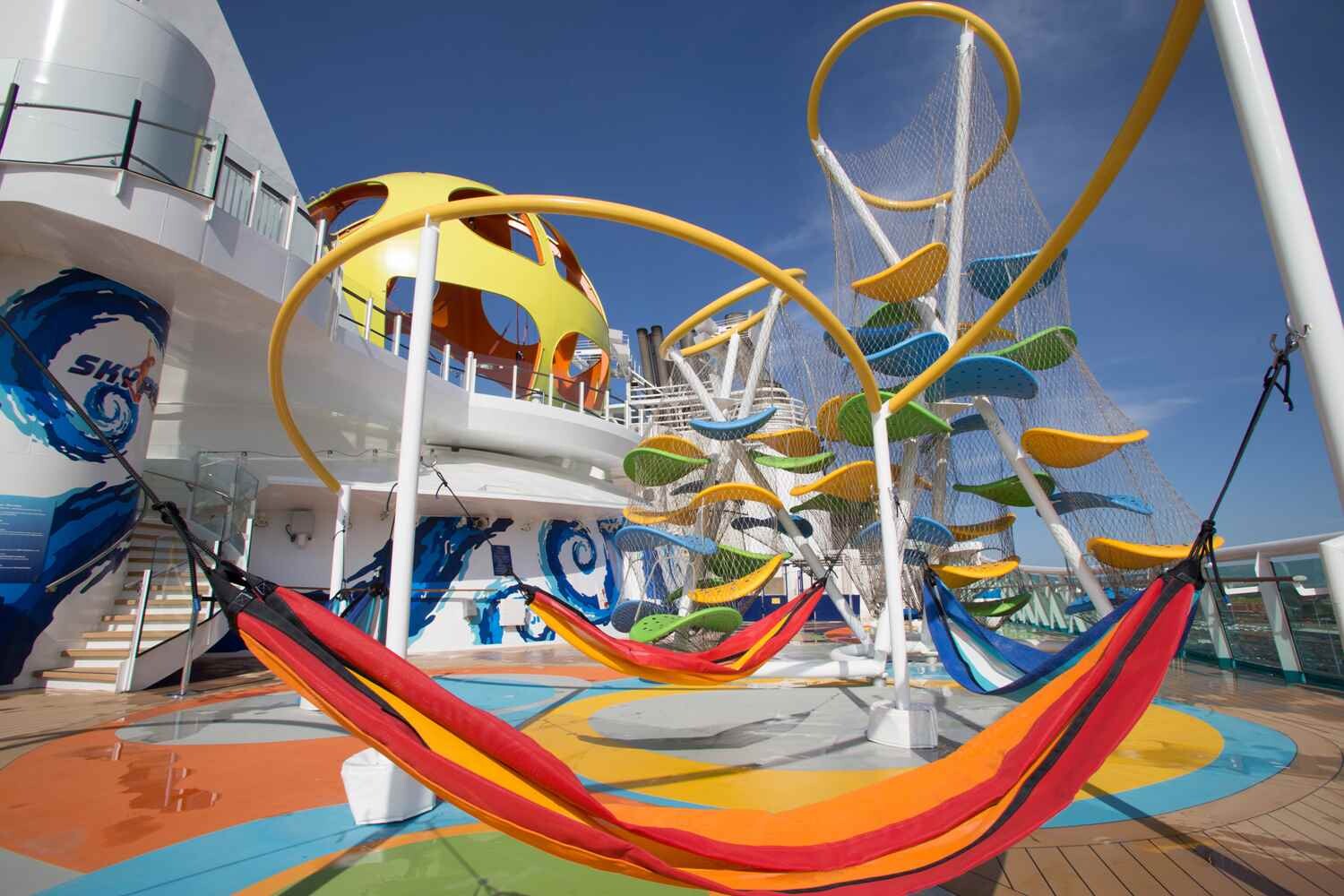 42856825591362eb906df858a0296e13_May-2018-Lucky-Climber-on-board-the-new-amped-up-Independence-of-the-Seas