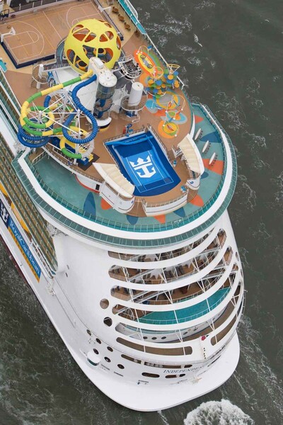 c9cd1ae1c83ba7f850dd39e3aece88ab_Royal-Caribbeans-Independence-of-the-Seas-arrived-today-at-her-new-home-in-Southampton-following-a-multi-million-pound-makeover-1