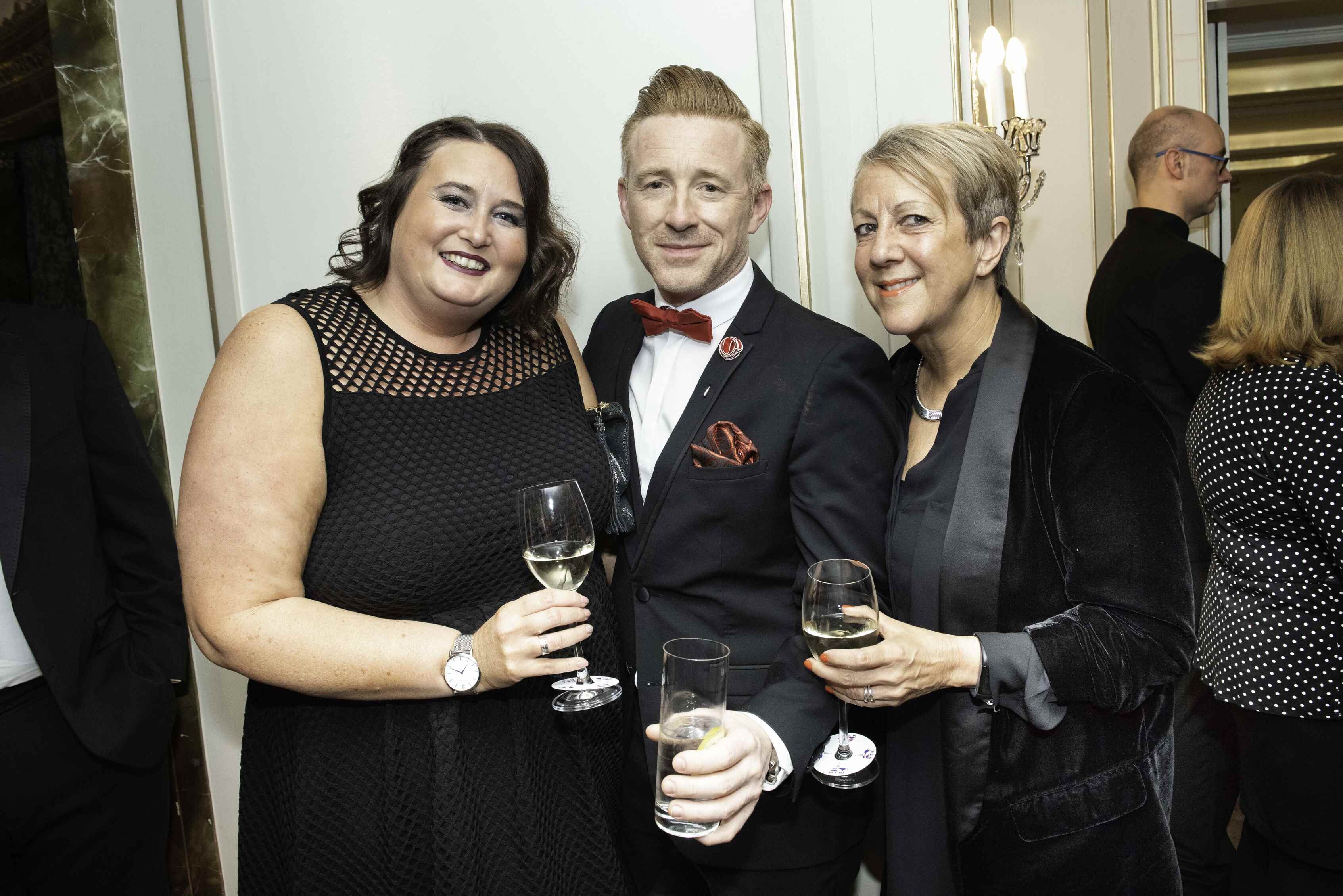 10dda0d1b3e398c32b0fdc73095f51ff_180430-192042-BritishTravelHospitalityHallOfFame-2