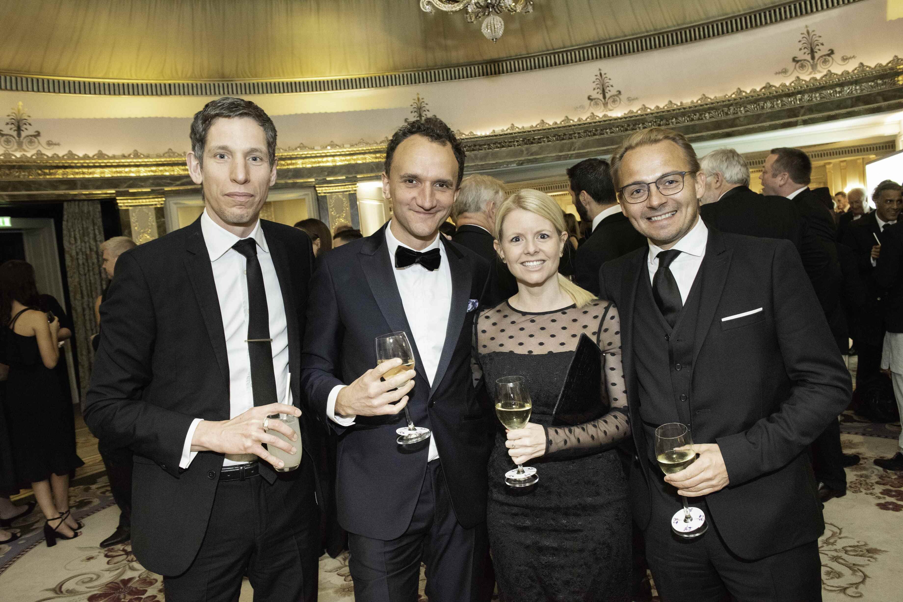 7814f84c5d72c32ed578ca0f0c39e513_180430-191640-BritishTravelHospitalityHallOfFame