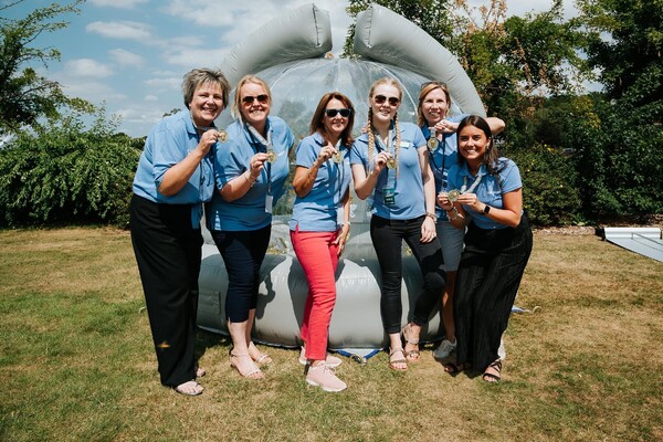 87c986e06b204362aaf0cd790a255454_Q2A9122
