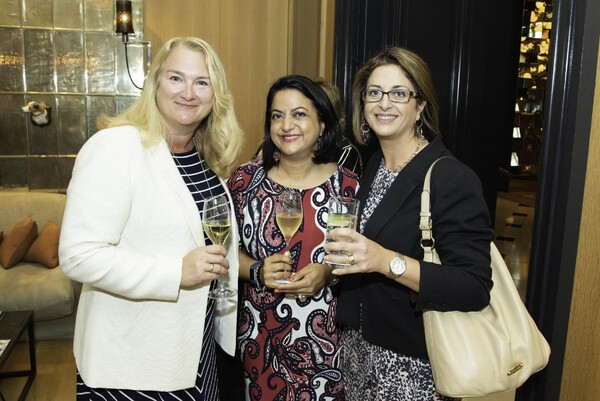 88e4009d0ac2721b09c48544cf0bd7da_181003-123130-WomenInTravel
