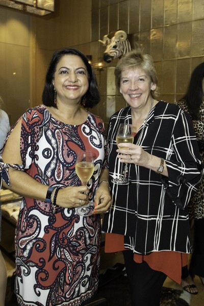 0d311d85ba545bbd5823bde1a8bb330b_181003-121905-WomenInTravel-2