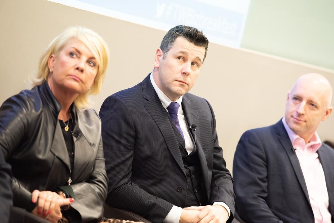d72141491f46aa6af285dcc61c2c0373_TW-BB-Insight-Annual-Report-2018-SLB-25