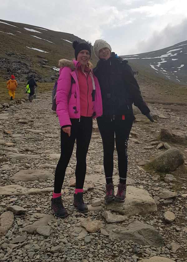 68b900f572deb41f08da2a52c3f795bf_Snowdon-Vanessa-and-Jo
