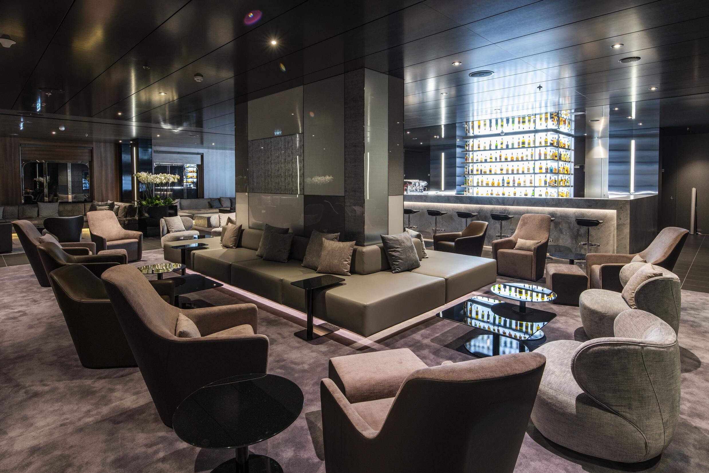 936a50d79159ecd74d0ffe438bb02266_Scenic-Eclipse-Scenic-Lounge