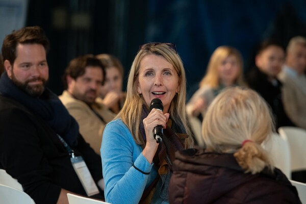 fe546b8ed2ee558e4a94c9aafd2811a4_Connections-Meetings-Courmayeur-2019-497-Copy
