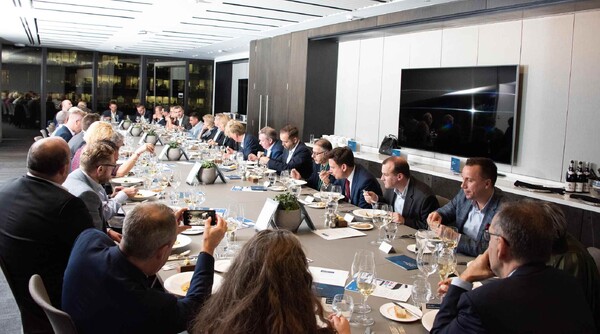 87ba43442a920ea74ce57f11b9cad25b_191118-205011-TW-Executive-Dinner