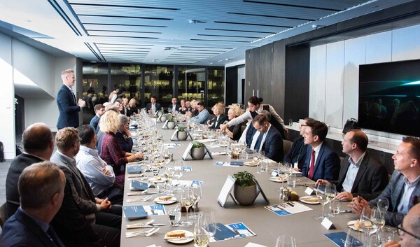 0b2370bb9fa951cfa607b26527dfdf98_191118-204245-TW-Executive-Dinner