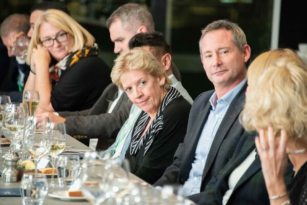 19d25041507b2bb6662151b9c50be5eb_191118-204617-TW-Executive-Dinner