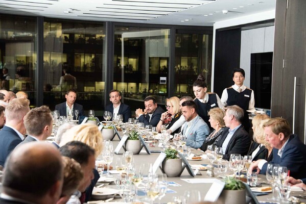 5c408e339d0def0324b117260f728977_191118-204833-TW-Executive-Dinner