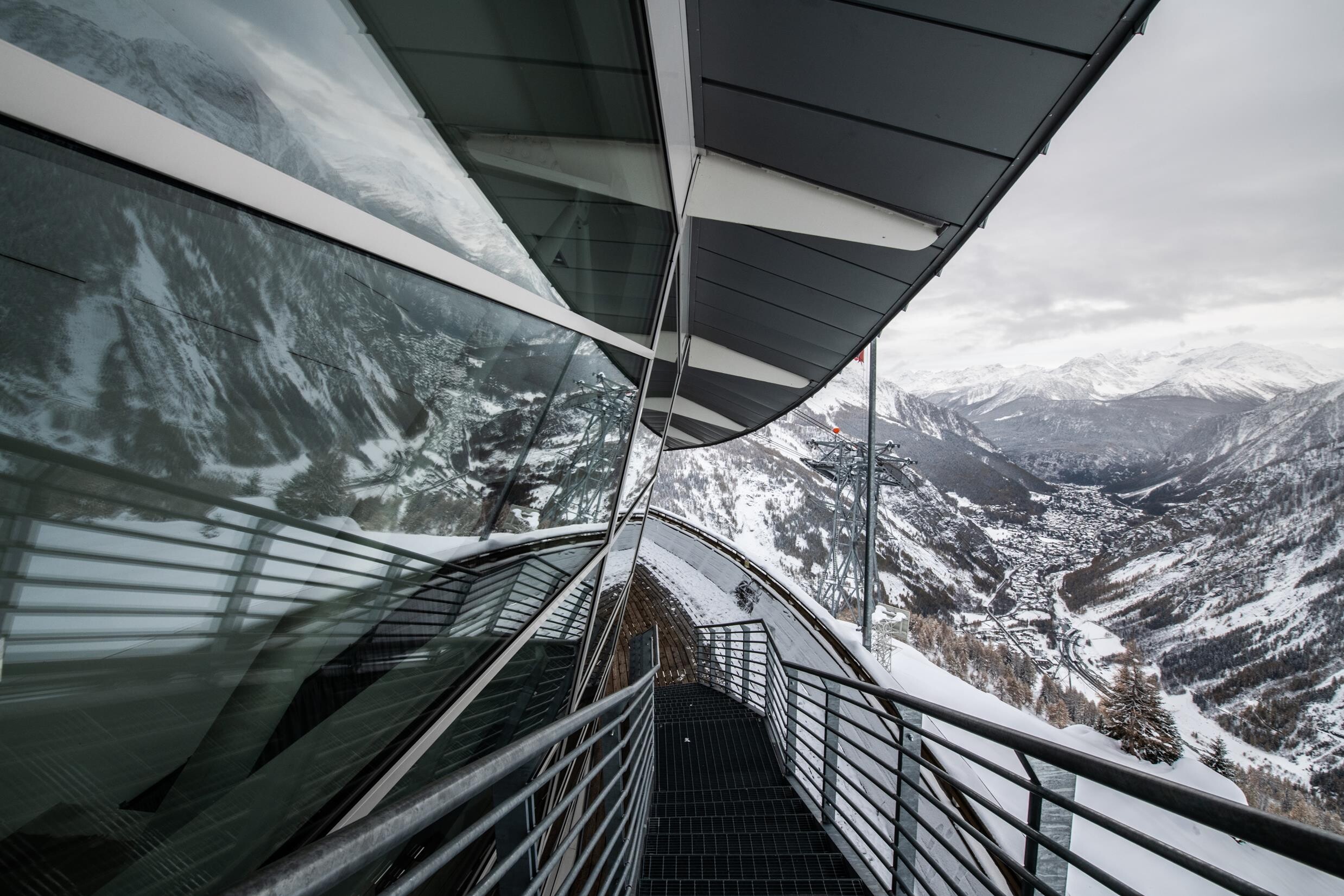 ee6a47416b91744052ab460bf23a922d_Connections-Meetings-Courmayeur-2019-1018-Copy