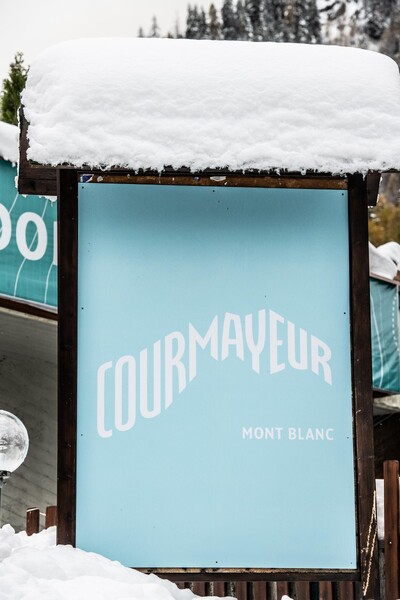 8c4df82fecdcc4ed8b684eb9348df4dd_Connections-Meetings-Courmayeur-2019-292-Copy