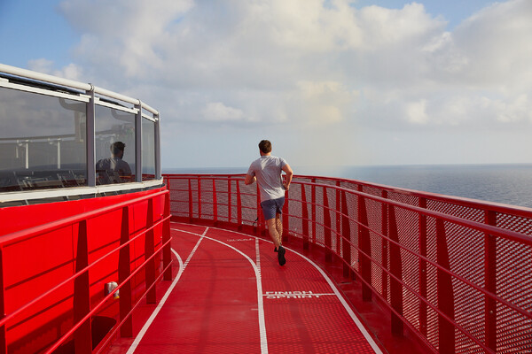 dfe4b4375cf68be205f3e56f6d896058_200215_VIRGIN_VOYAGES_DOVER_DAY1_RUNNING_TRACK_0182