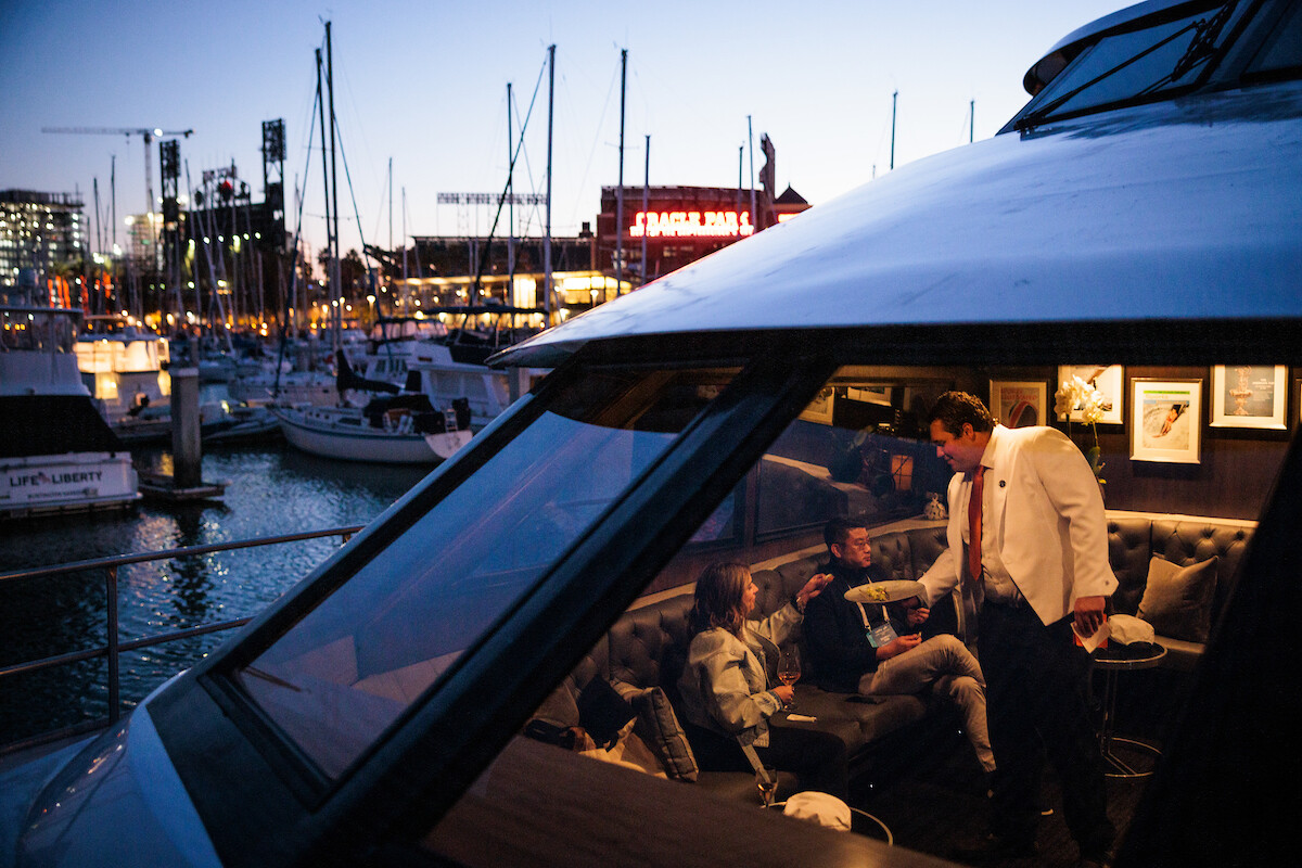 6ead4d0fa25a1a2f347a046e2025c900_Dinner-experience-onboard-Giants-California-Spirit-Yacht