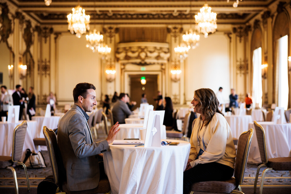a24294d4b81d1e5b3db5622a774bc1c1_One-to-one-meetings-in-the-Fairmont-San-Francisco-Gold-Room