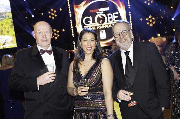bc1eec079dd6099d2099c075749d6918_220315-182711-TW-Globes