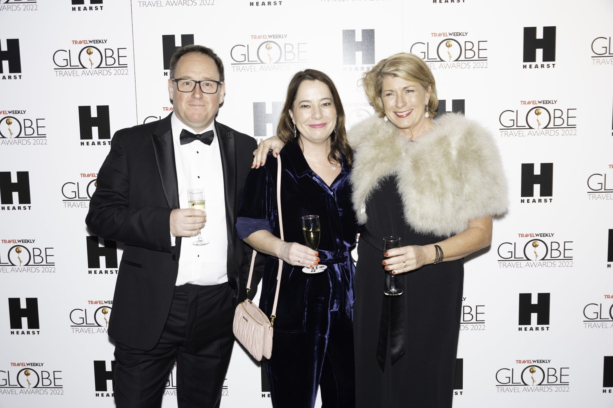 77a92967d0fdbf08c671affb15516156_220315-181544-TW-Globes