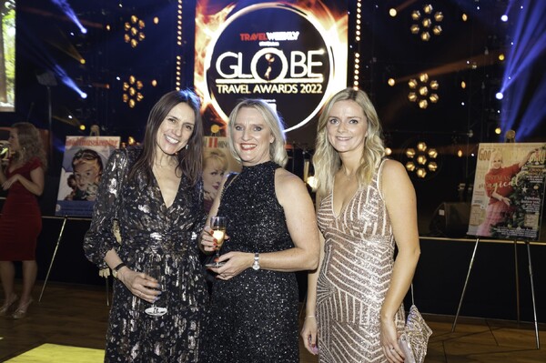 61d12288879572d037278995ce055286_220315-182653-TW-Globes